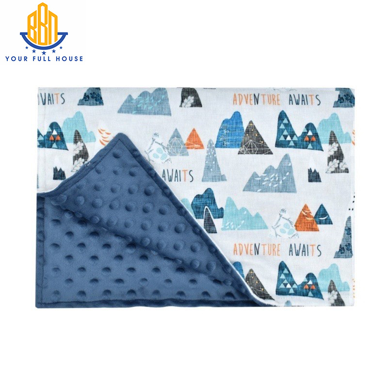 Chăn em bé thiết kế dễ thương